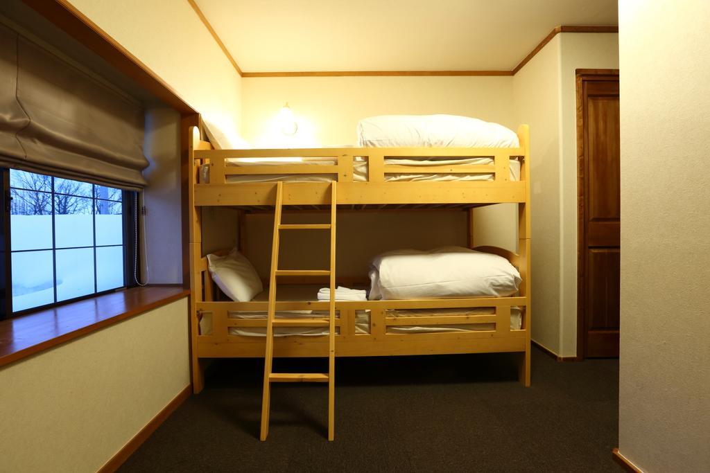 Snowlines Lodge Hakuba Room photo